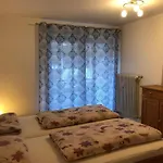 Lisa Apartment *